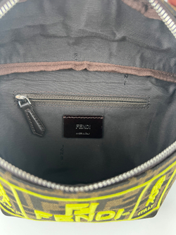 Поясная сумка Fendi