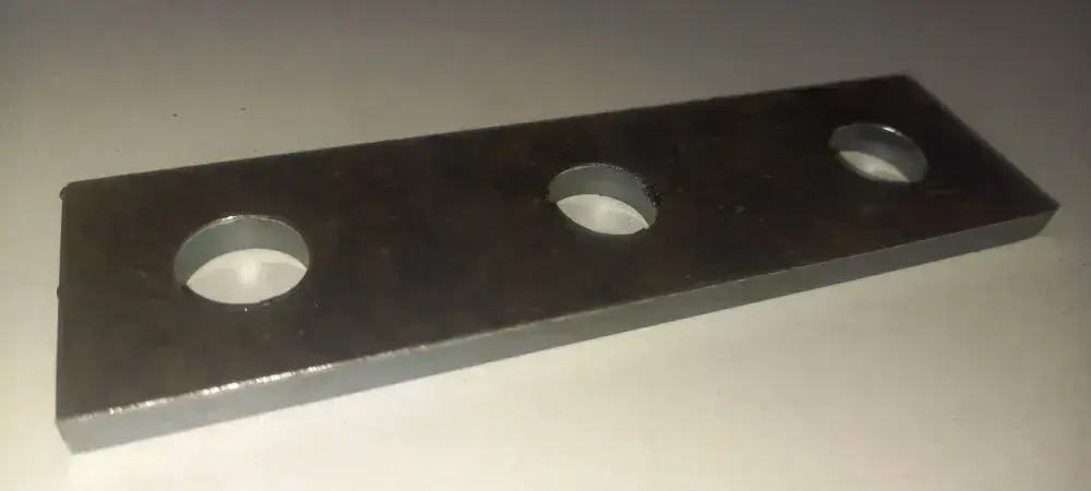Упор прямой 3 отверстия, оснастка для сборочных, монтажных, сварочных столов d16