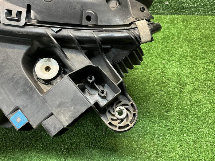 Фара правая Mercedes S W222 (17-20) Multibeam LED