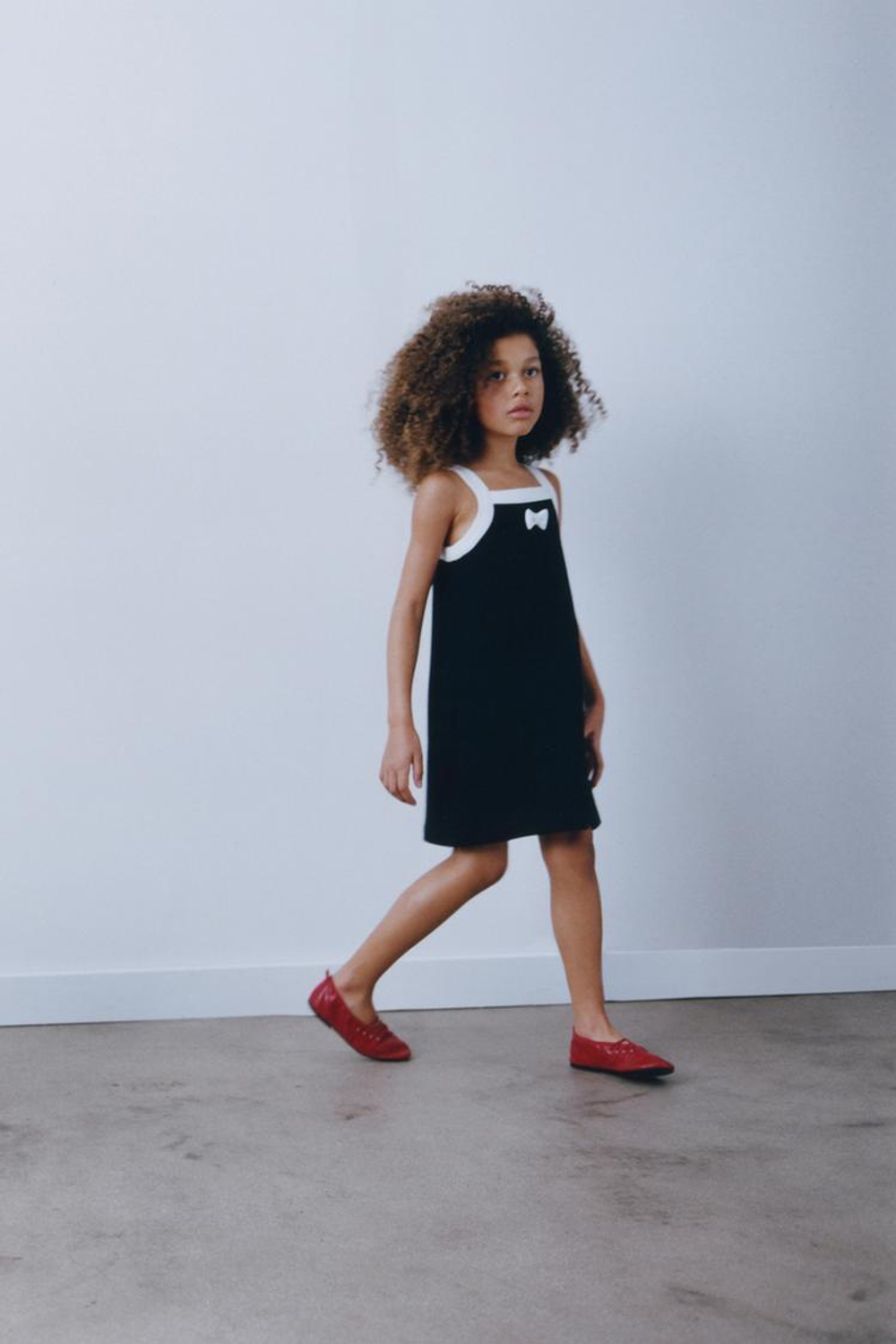 ZARA ПЛАТЬЕ С БАНТОМ, ЧЕРНЫЙ