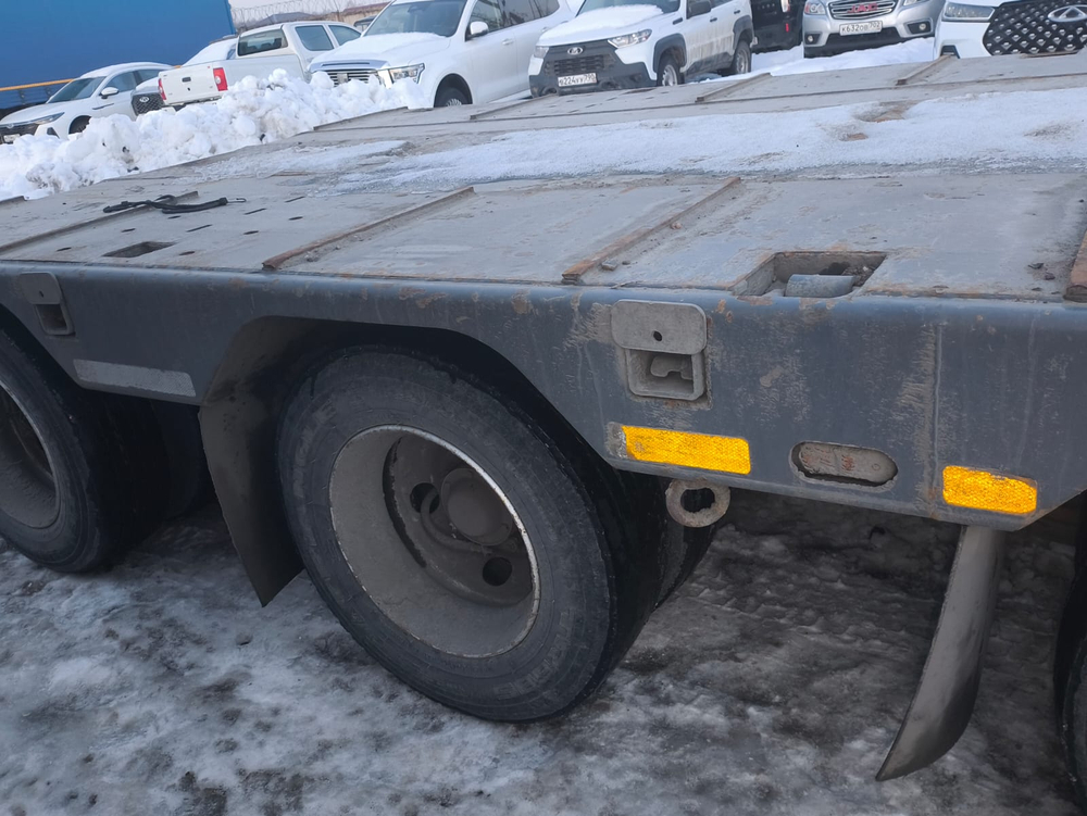 САВ (СпецАвто-Восток) 9318* Полуприцеп тяжеловоз 4 оси 93184E5 (Не раздвижной)
