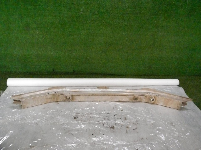 Усилитель передний BMW 3er F30 F31 (2011-2020)