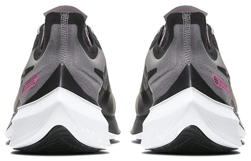 Кроссовки Nike Zoom Gravity 1