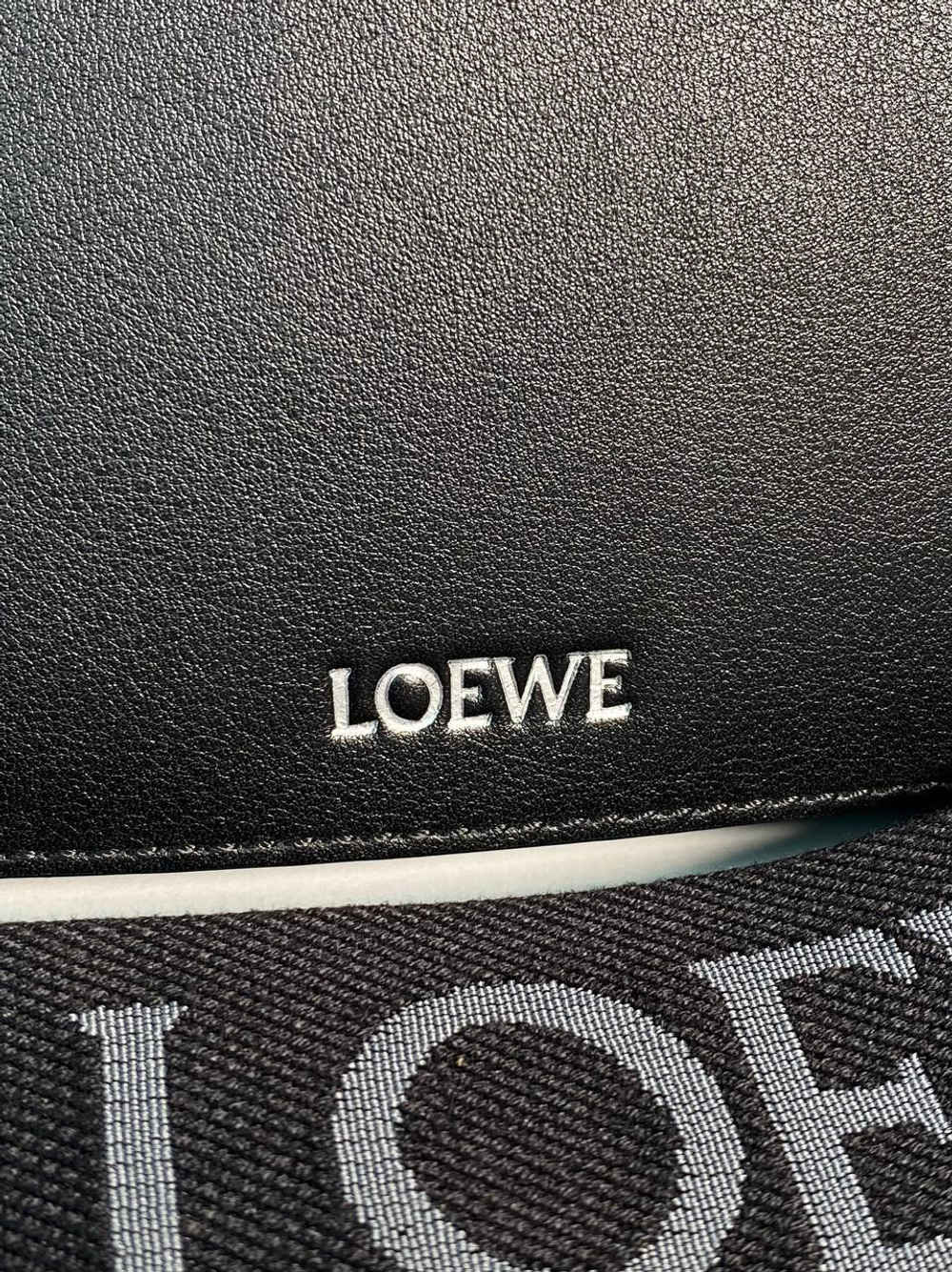 Сумка-мессенджер Loewe
