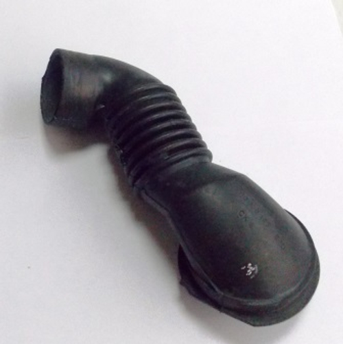 Патрубок дозатор-бак стиральной машины BOSCH