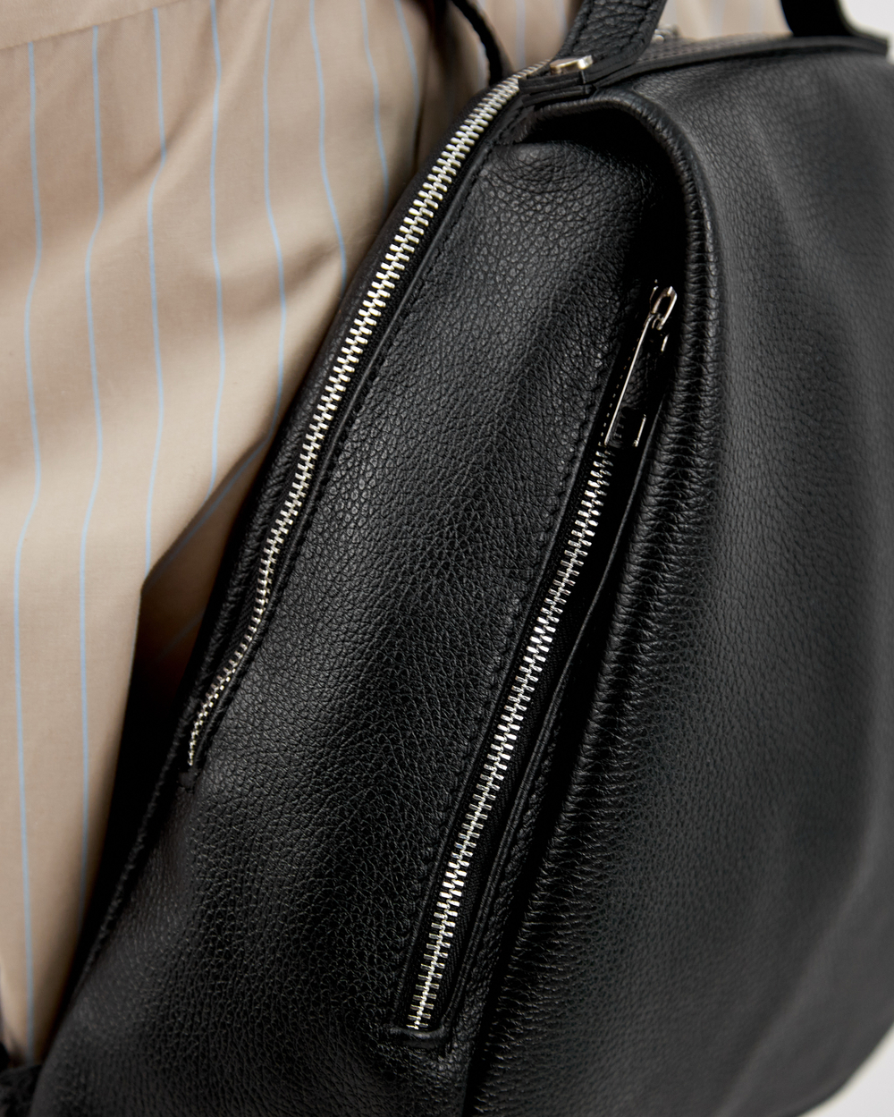 Рюкзак 570 03 черный