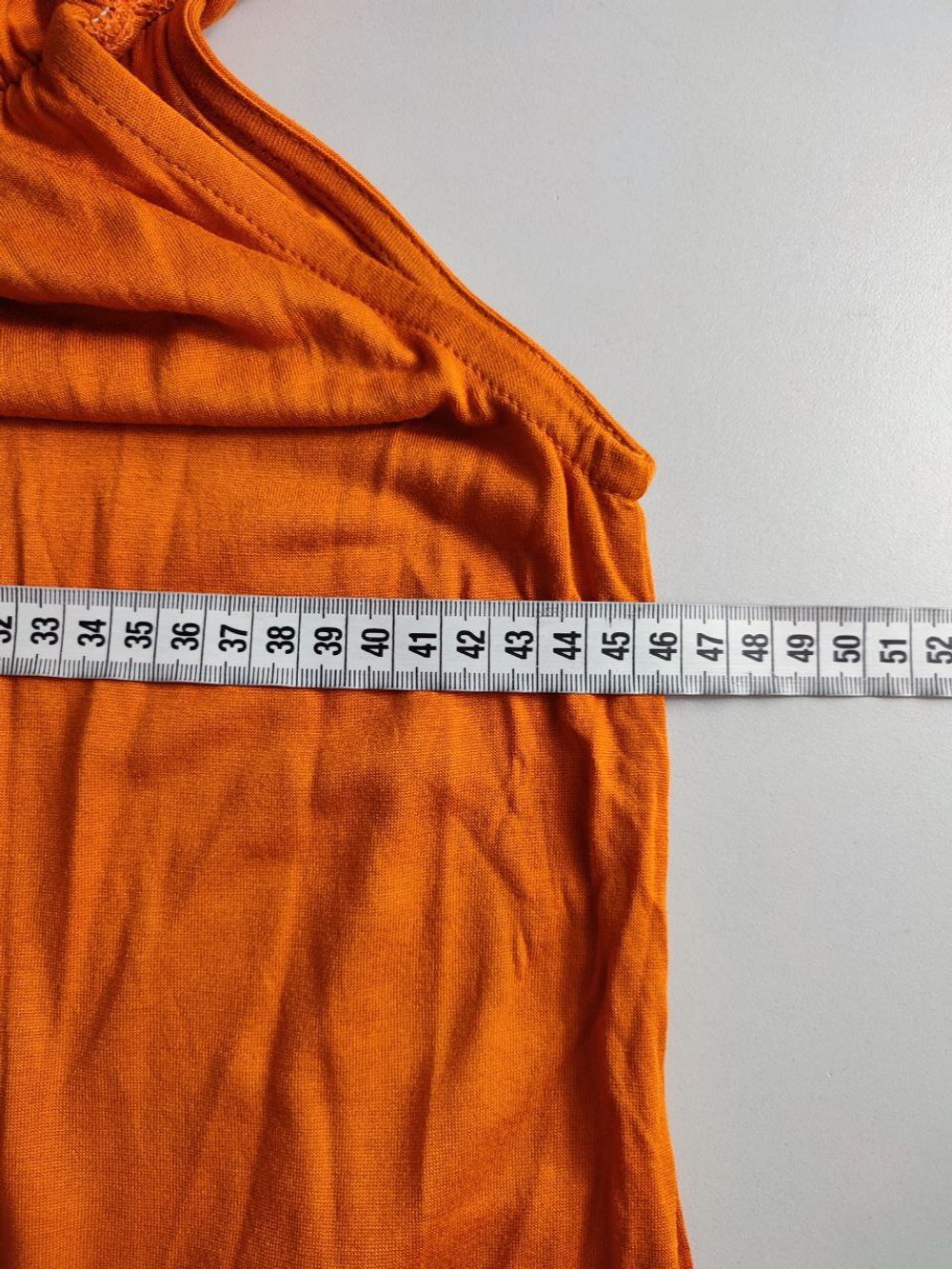 Футболка Amisu из вискозы яркая 46 размер