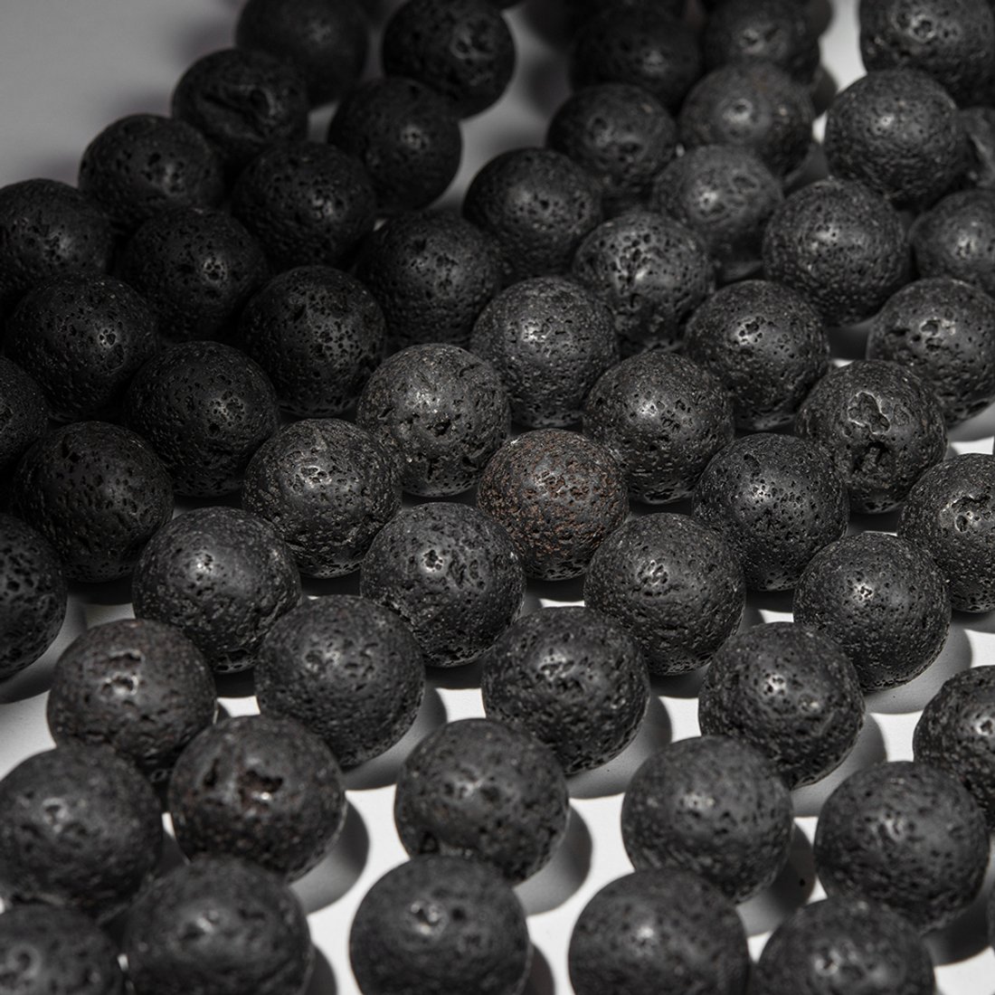 Лава вулканическая натуральная, 20,3мм, шар