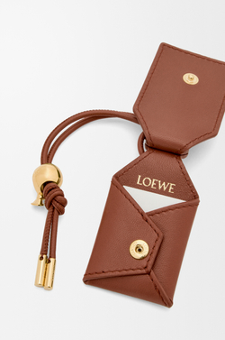 Loewe Сумка-мини Puzzle Featherlight из овечьей кожи наппа, коричневый