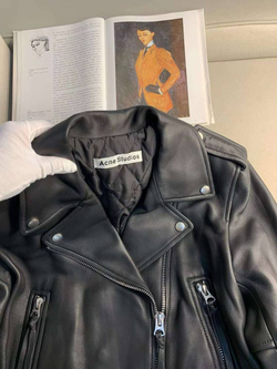 Кожаная куртка Acne Studios