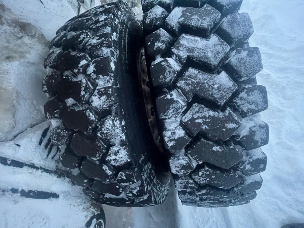 Shacman (Shaanxi) SX* 6x6 Самосвал SX32586T385 (Дизельный, 11,6 л, 369 л.с., МТ)