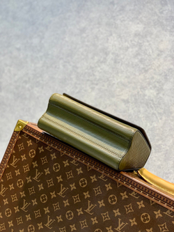 Louis Vuitton Twist MM