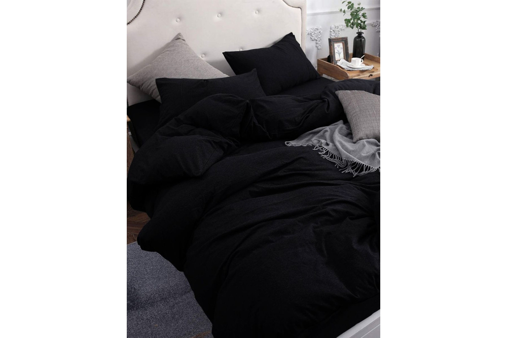 Постельное белье GoodNight Сатин Делюкс 1,5 сп. (с нав. 50х70) черный