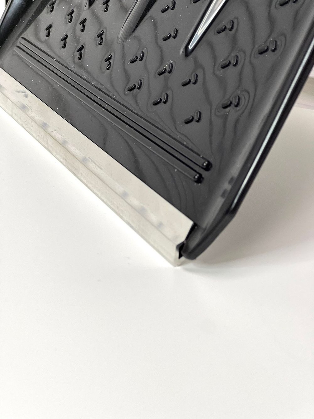 Щетка автомобильная для снега с скребком и лопатой, 3 в 1 (095520652-xD21)