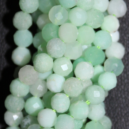 Хризопраз АА качество юв. огранка бусины 4мм