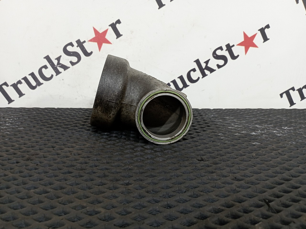 Патрубок интеркулера