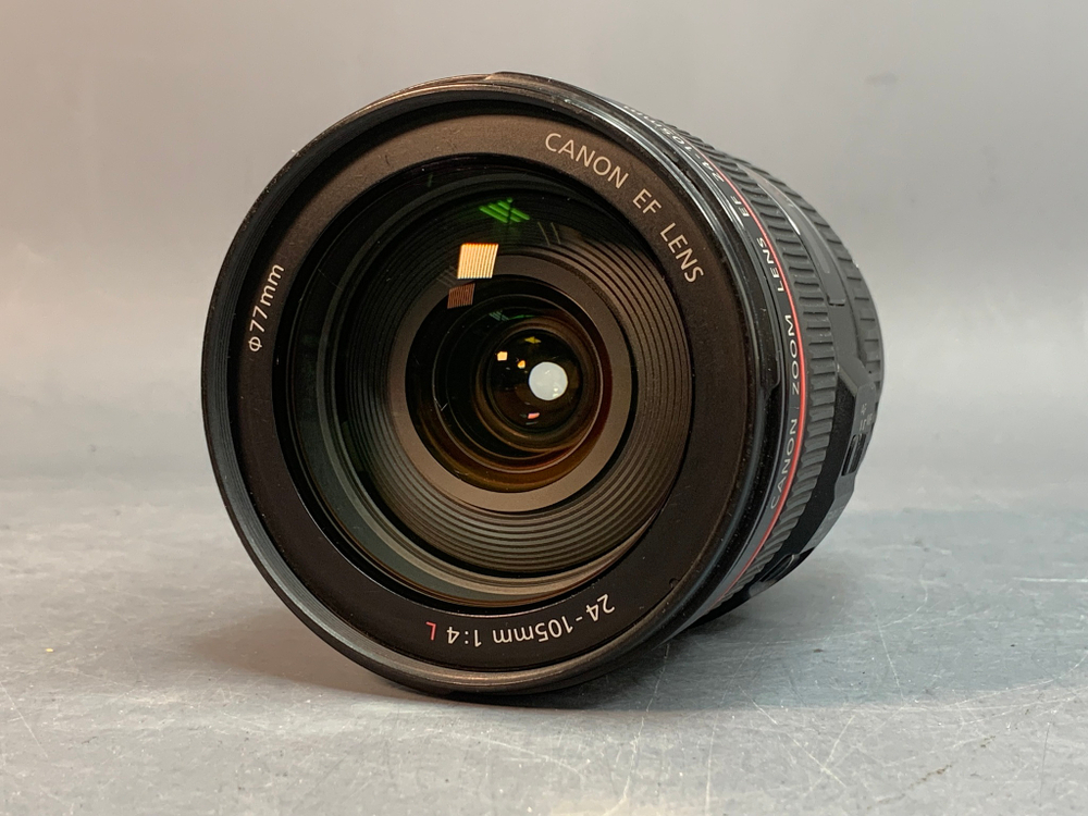 Canon EF 24-105 mm f/4 L IS USM царапки