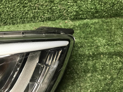 Битая Фара правая Hyundai Creta 1 (16-20) галоген