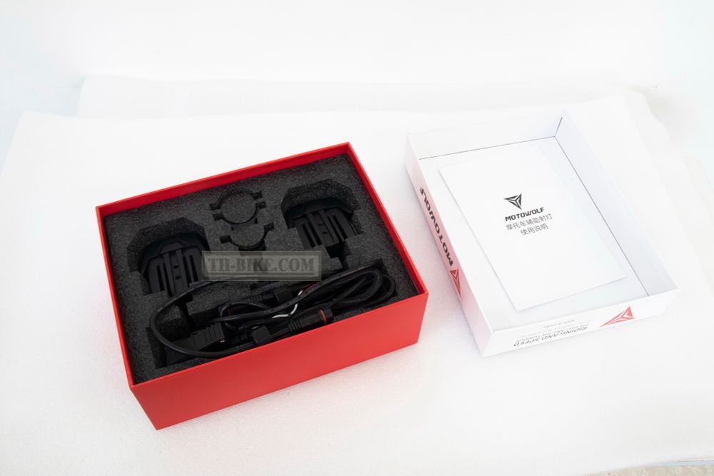 LED Aux Fog light kit MOTOWOLF MDL 5004