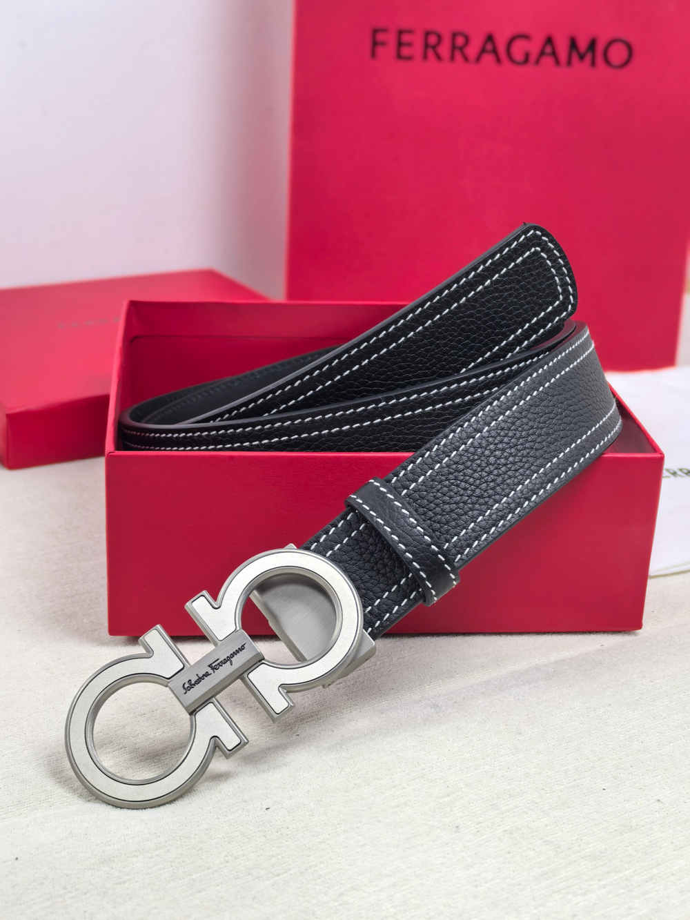 Ремень из зернистой телячьей кожи