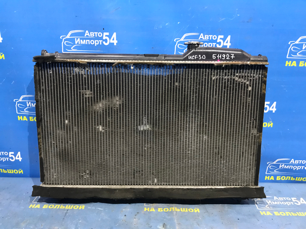 Радиатор двигателя TOYOTA CELSIOR 2000-2006