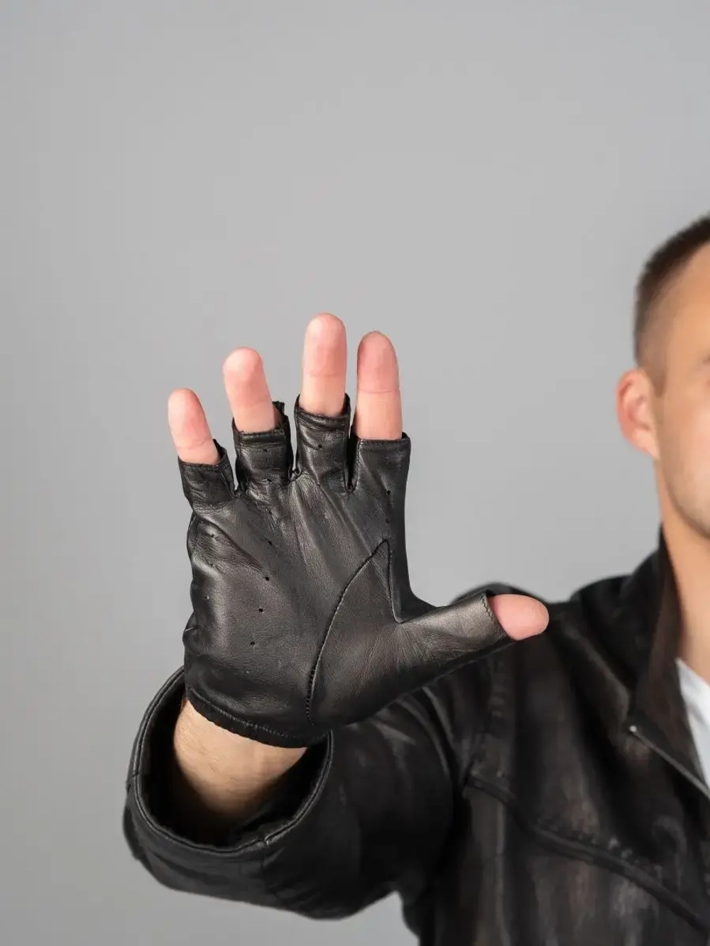 Перчатки без пальцев демисезонные, митенки кожаные