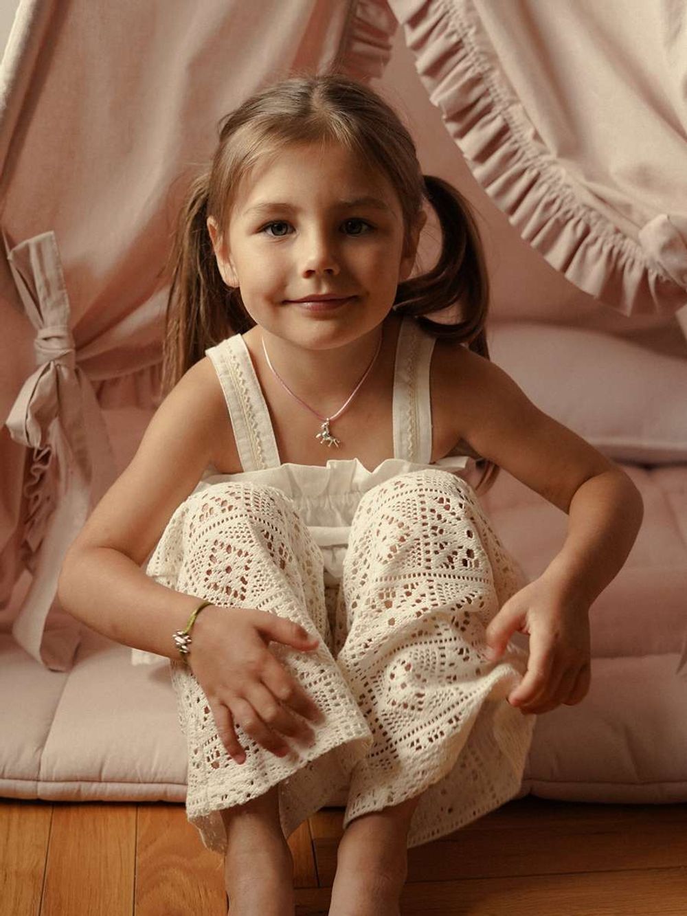 Подвеска Лошадка на шнурке