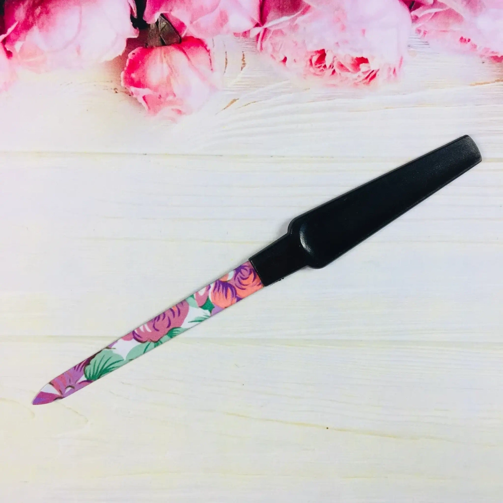 Пилка для ногтей металлическая на блистере «Эстетика», цвет ручки черный матовый, цвет пилки микс,17см