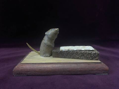 Мышь на сыре