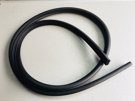 Уплотнитель верхний ПММ Whirlpool, Indesit