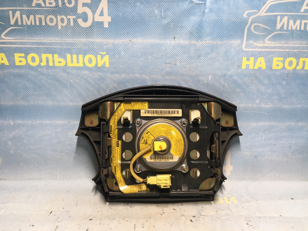 Подушка безопасности водительская TOYOTA MARK 2 1999