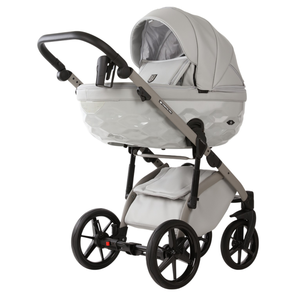 Детская универсальная коляска Adamex PRO Natura - CN-9-Moon (светло-серая экокожа)