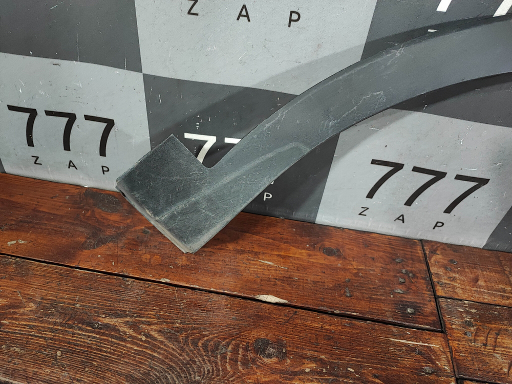 Накладка крыла переднего правого Kia Sorento 4 20-нв Б/У Оригинал 87712P2000