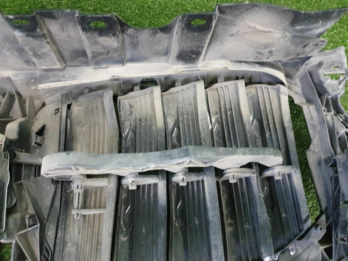 Решетка радиатора BMW X6 G06 (2019-н.в.)