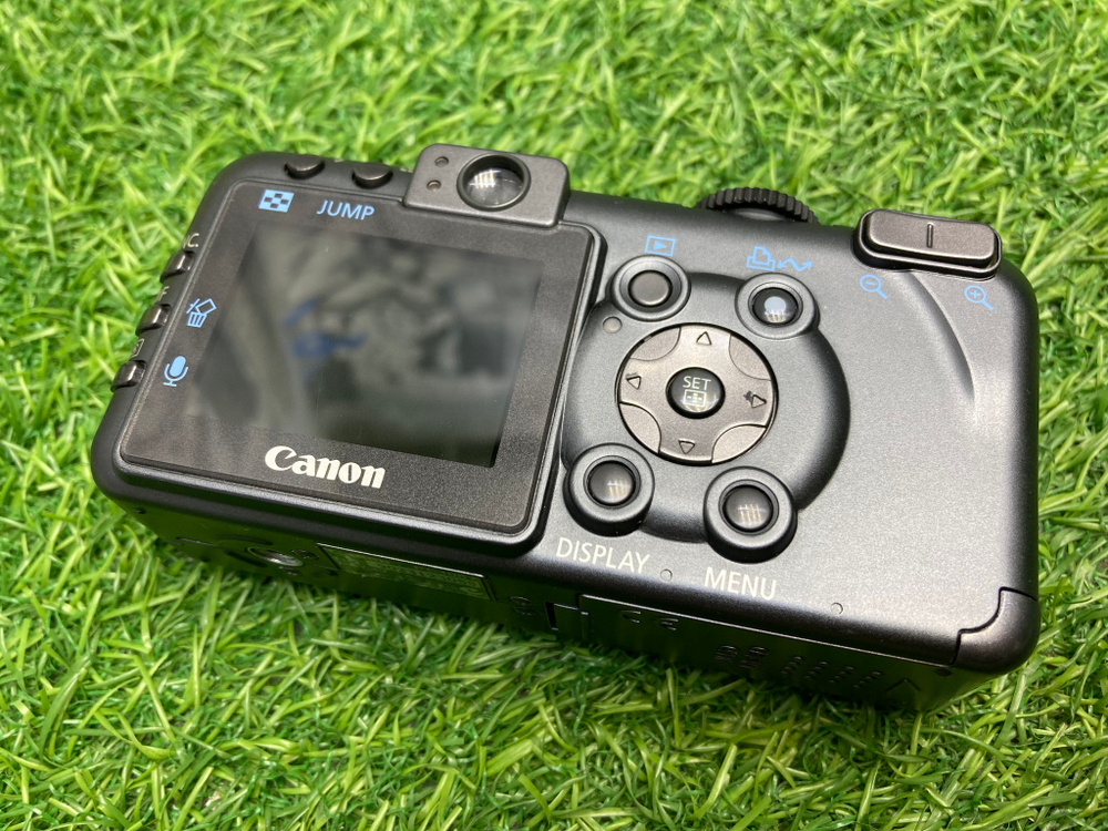 Canon PowerShot S70