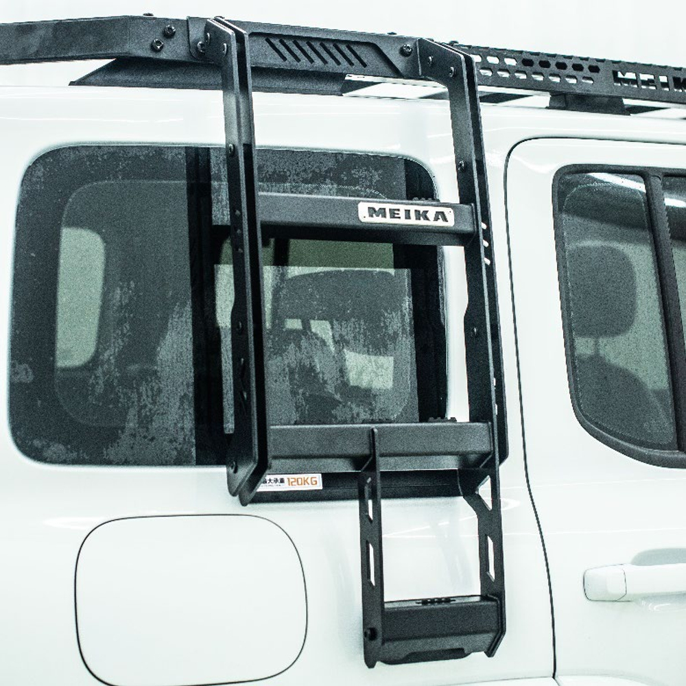 Боковая лестница Hi4-T для Tank 300