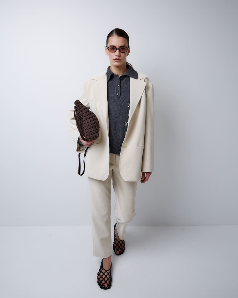 Жакет свободного кроя из искусственной замши молочный