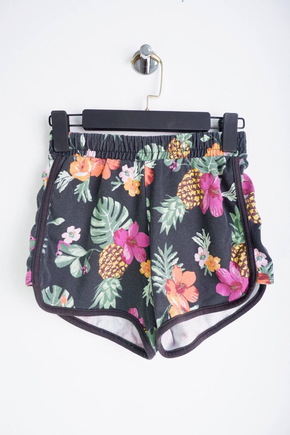 Шорты H&M цветочные, на 12/13 лет