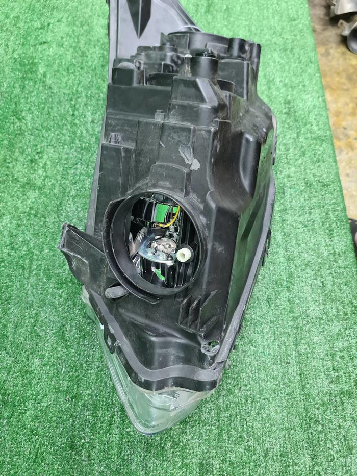 Битая Фара правая Ford Tourneo Custom 2012-2018 галоген