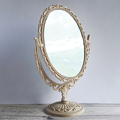 Зеркало косметическое овальное бежевое большое