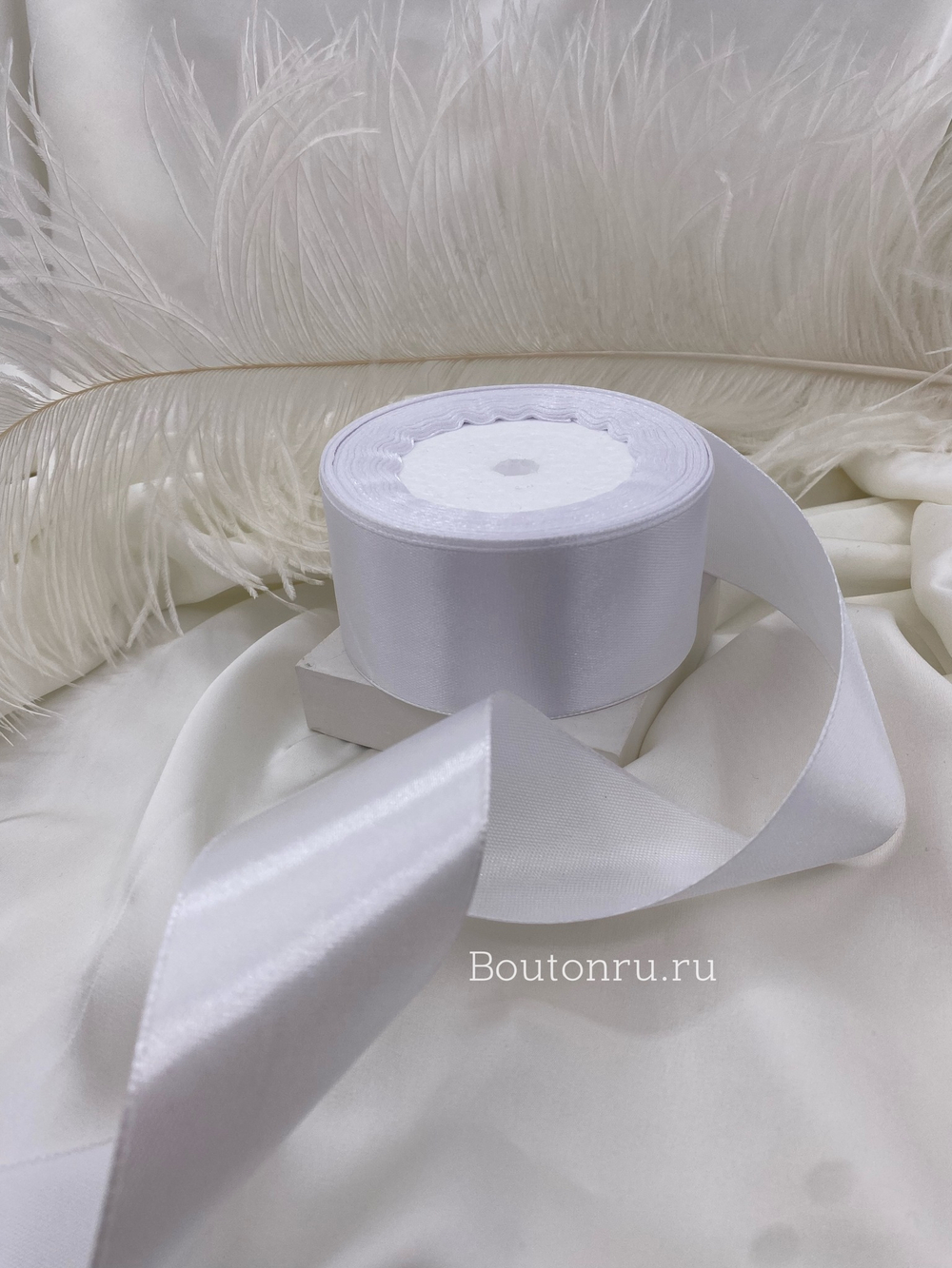Лента атласная белая 4 см