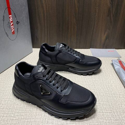 Кроссовки Prada