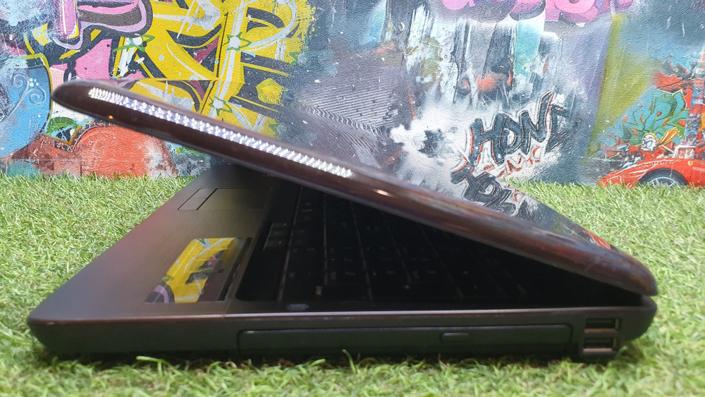 Ноутбук Samsung i3/3Gb