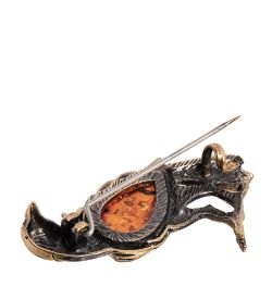 AM-1996 Брошь «Ворона» (латунь, янтарь)