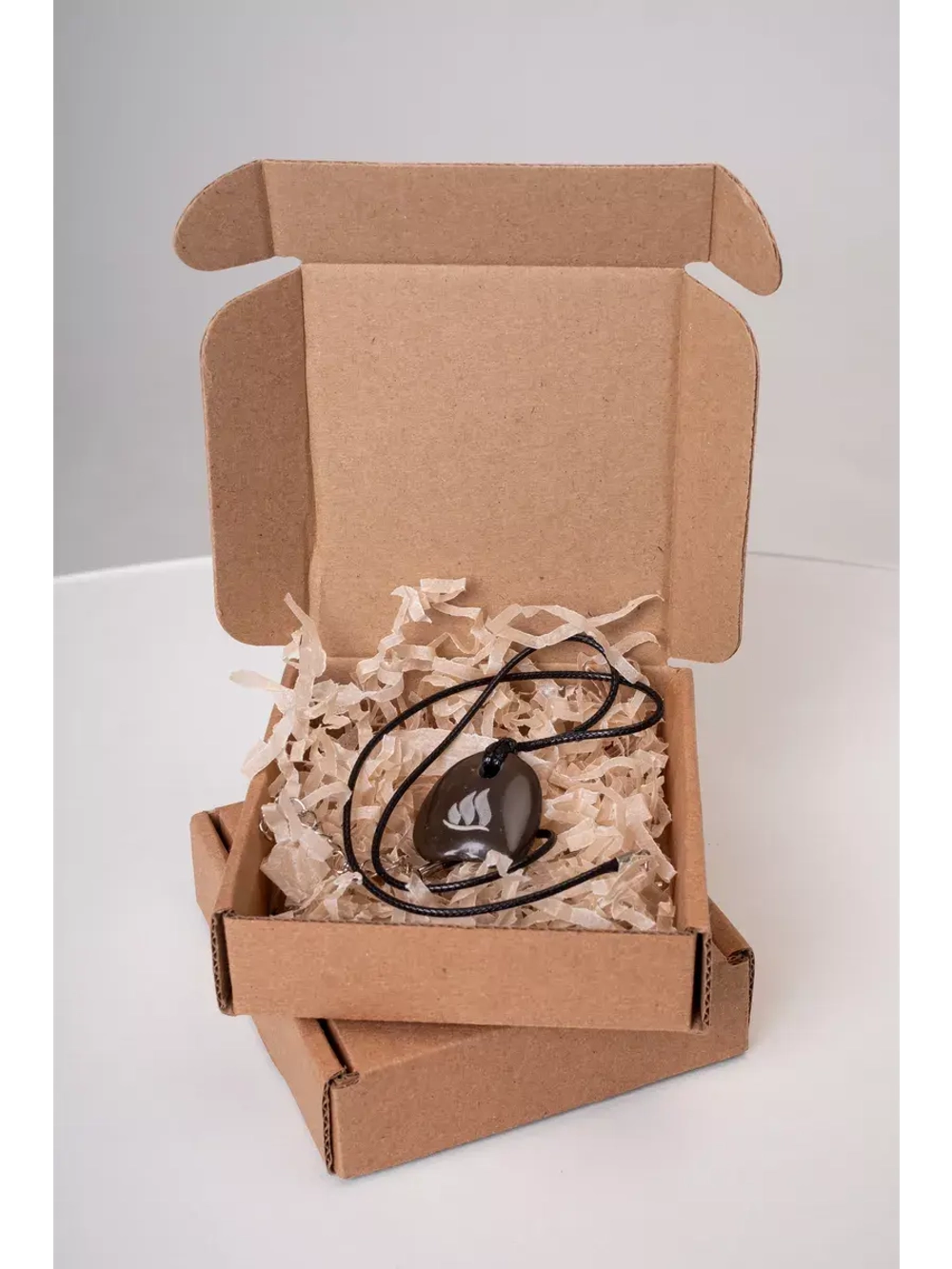 Подвеска на шею