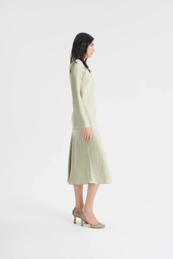 Платье-миди из жатого атласа