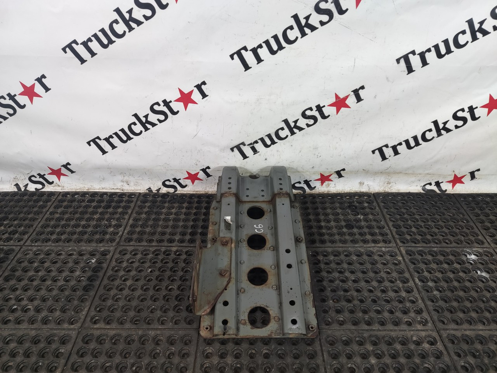 Кронштейн крыла переднего 2023г.