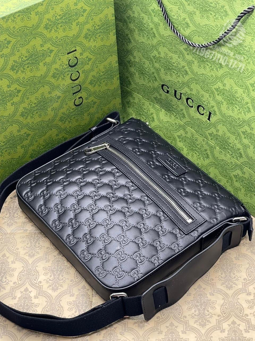 Мессенджер-Сумка через плечо Gucci