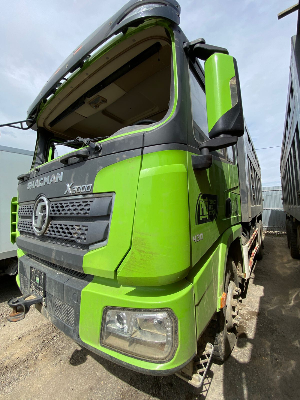 Shacman (Shaanxi) SX* 6x4 Самосвал SX32586V384 (Дизельный, 11,6 л, 423 л.с., МТ)