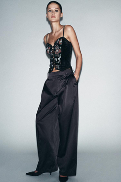 ZARA БАРХАТНЫЙ КОРСЕТ С ВЫШИВКОЙ, ЧЕРНЫЙ